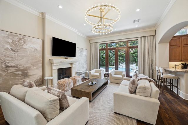 1110 & 1106 Longmont Place Court, Houston, TX 77056