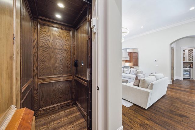 1110 & 1106 Longmont Place Court, Houston, TX 77056