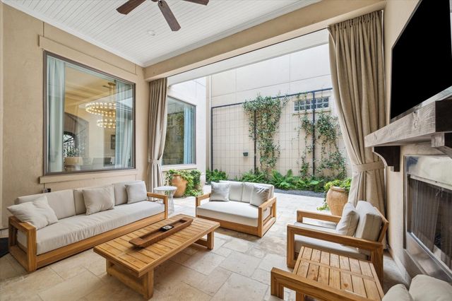 1110 & 1106 Longmont Place Court, Houston, TX 77056