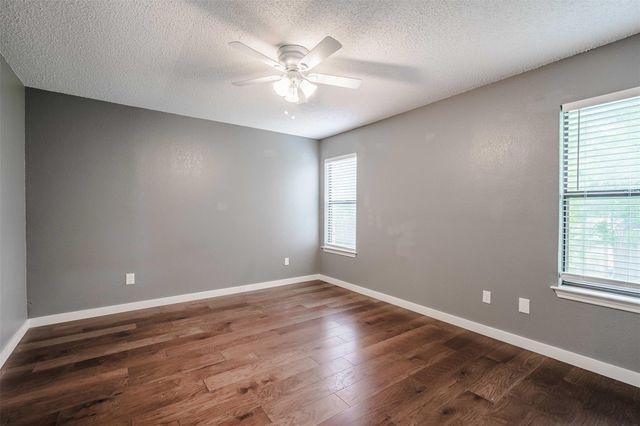 16405 Edgemere DR, Pflugerville, TX 78660