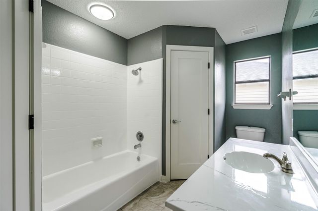 16405 Edgemere DR, Pflugerville, TX 78660