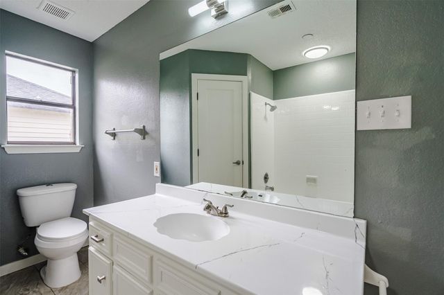 16405 Edgemere DR, Pflugerville, TX 78660