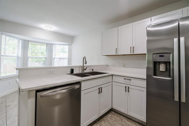 16405 Edgemere DR, Pflugerville, TX 78660