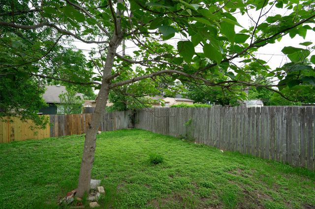 16405 Edgemere DR, Pflugerville, TX 78660