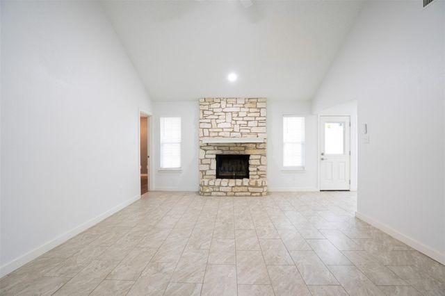 16405 Edgemere DR, Pflugerville, TX 78660