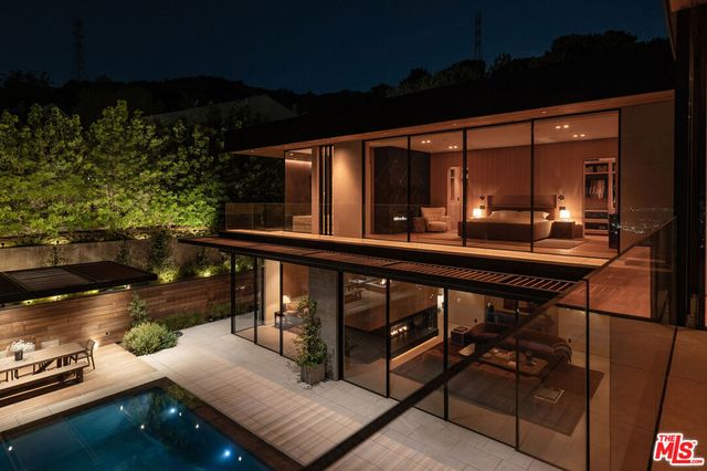 2657 Larmar Road, Los Angeles, CA 90068