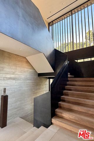 2657 Larmar Road, Los Angeles, CA 90068