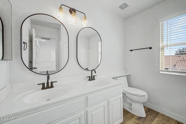835 W COOLEY Drive, Gilbert, AZ 85233