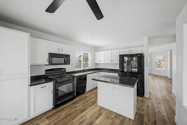835 W COOLEY Drive, Gilbert, AZ 85233