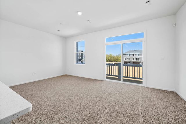 2032 Yellowstone Boulevard, Mundelein, IL 60060