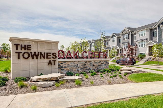 2032 Yellowstone Boulevard, Mundelein, IL 60060