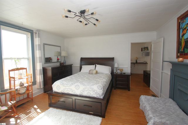 409 Florence Street, Clinton, SC 29325