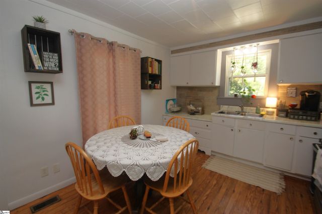 409 Florence Street, Clinton, SC 29325