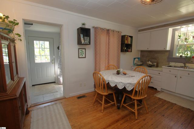 409 Florence Street, Clinton, SC 29325