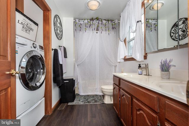 720 W MYRTLE ST, Littlestown, PA 17340