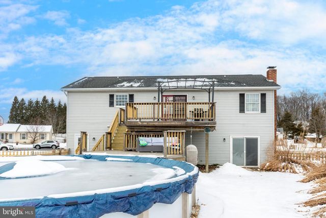 720 W MYRTLE ST, Littlestown, PA 17340