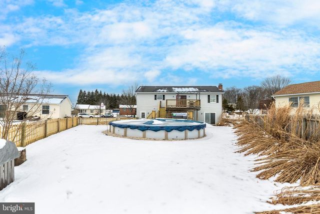 720 W MYRTLE ST, Littlestown, PA 17340