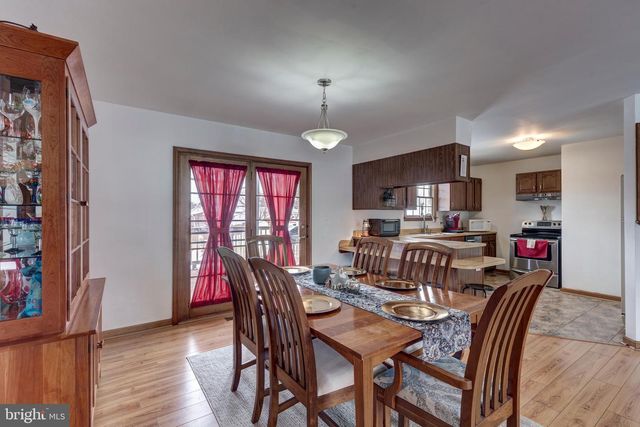 720 W MYRTLE ST, Littlestown, PA 17340