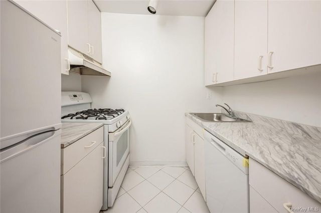 499 N Broadway 3A, White Plains, NY 10603