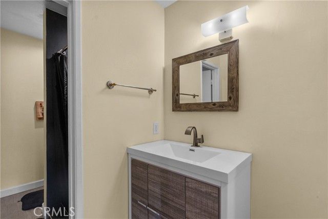 5460 White Oak Avenue C204, Encino (los Angeles), CA 91316