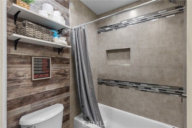 5460 White Oak Avenue C204, Encino (los Angeles), CA 91316