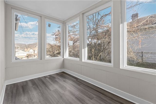 904 State Ave, Coraopolis, PA 15108