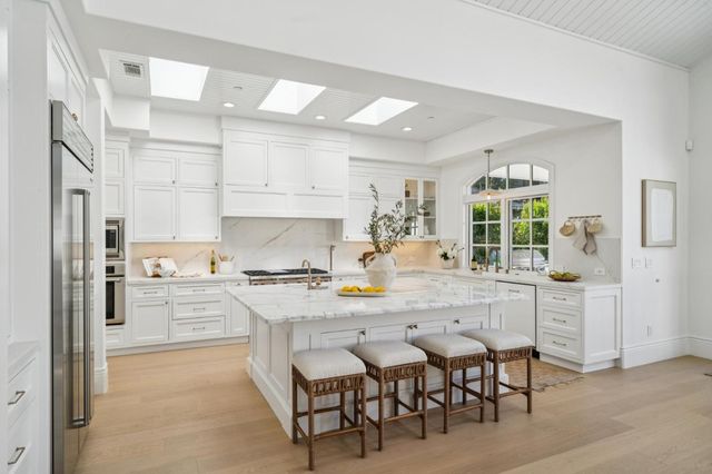 667 Jay Street, Los Altos, CA 94022