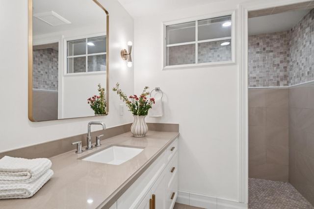 667 Jay Street, Los Altos, CA 94022