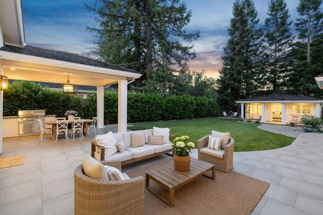 667 Jay Street, Los Altos, CA 94022