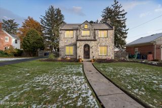 2620 Overbrook Drive, Toledo, OH 43614