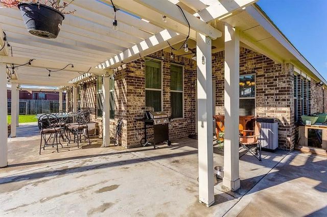 11075 Walts Run Lane, Cypress, TX 77433