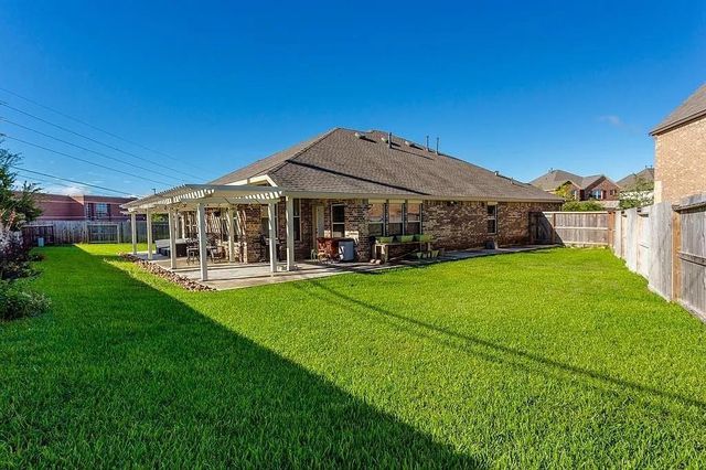 11075 Walts Run Lane, Cypress, TX 77433