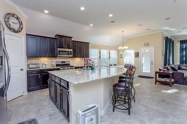 11075 Walts Run Lane, Cypress, TX 77433