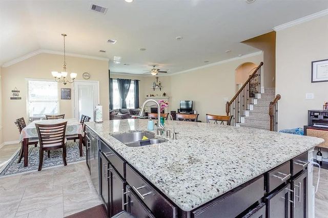 11075 Walts Run Lane, Cypress, TX 77433