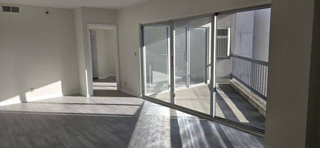 900 19th Ave S Apt 1001, Nashville, TN 37212