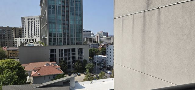 900 19th Ave S Apt 1001, Nashville, TN 37212