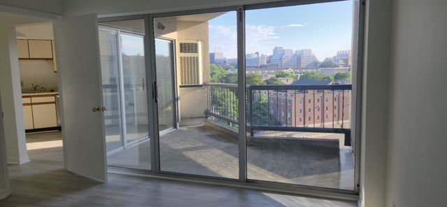 900 19th Ave S Apt 1001, Nashville, TN 37212