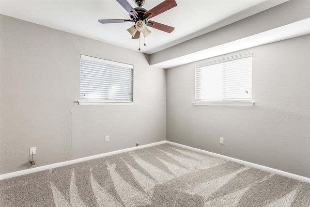 845 Lovers Lane, Grapevine, TX 76051