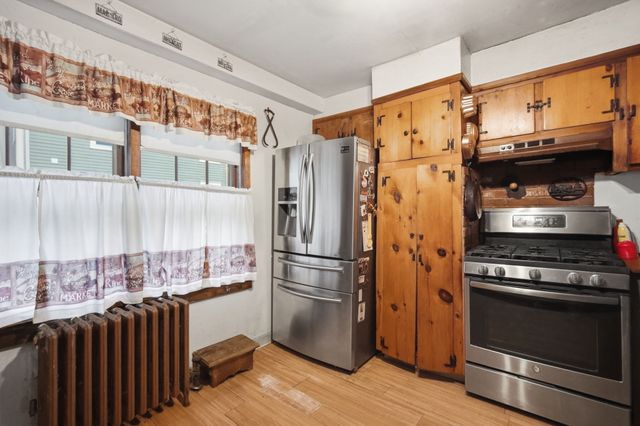 283 South St., Northampton, MA 01060