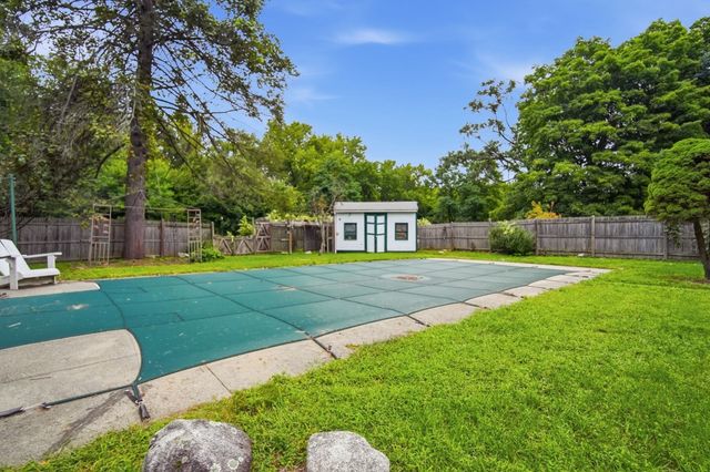 283 South St., Northampton, MA 01060