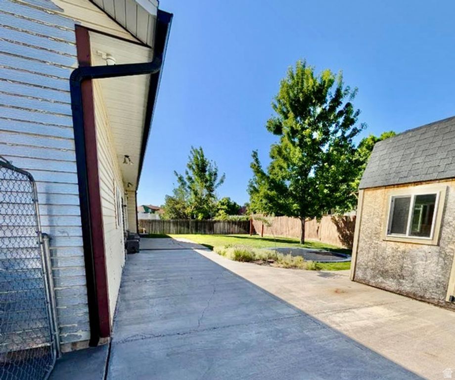 Image 33 of property listing at 234 W GEORGIA AVE, Harrisville, UT 84404