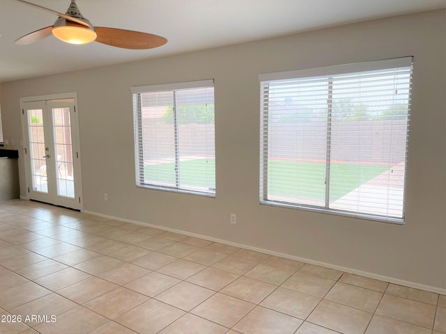 8535 W Vogel Avenue, Peoria, AZ 85345
