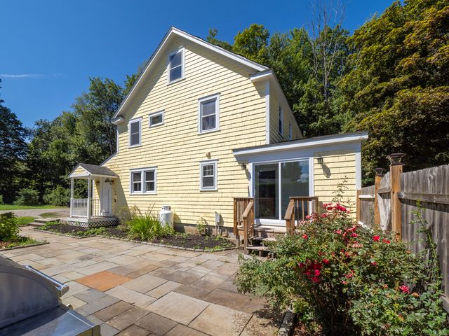 159 Barry Avenue, Ridgefield, CT 06877