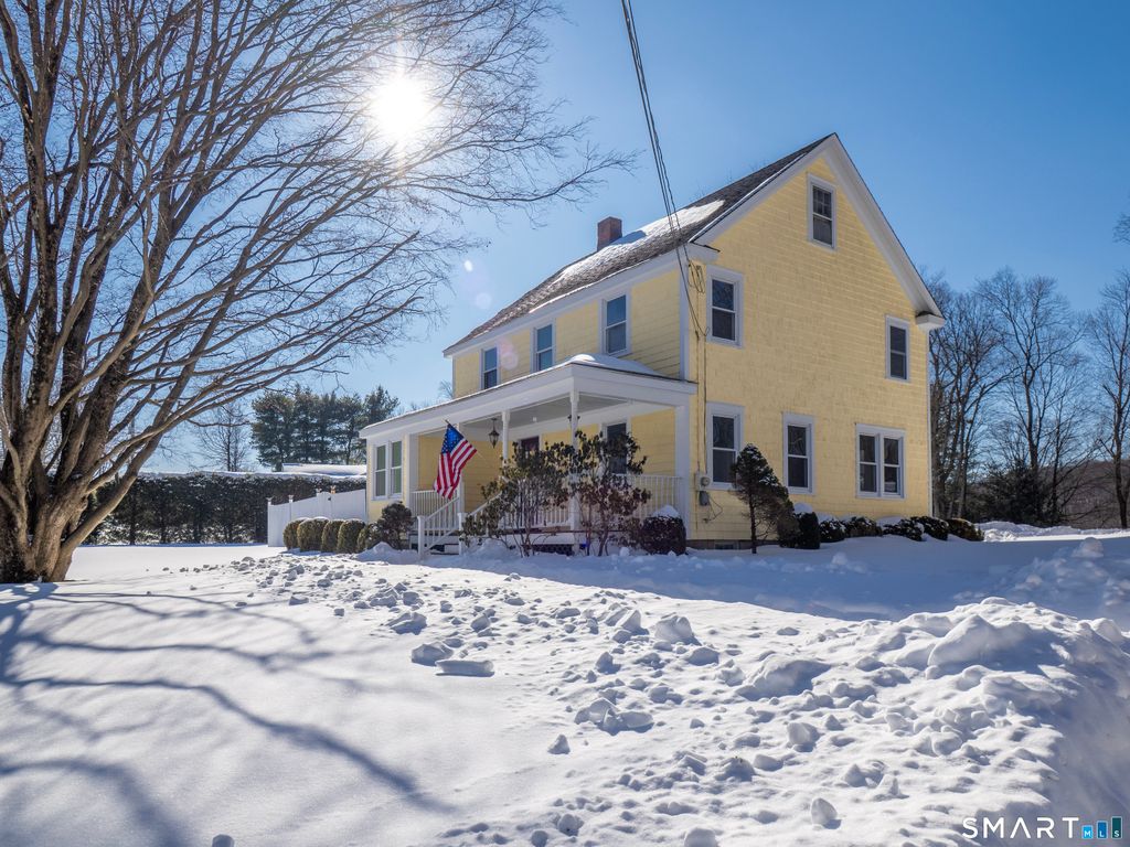 159 Barry Avenue, Ridgefield, CT 06877