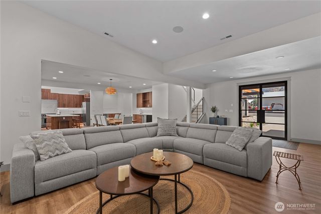 11 W Rocky Road, Orondo, WA 98843