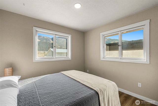 11 W Rocky Road, Orondo, WA 98843