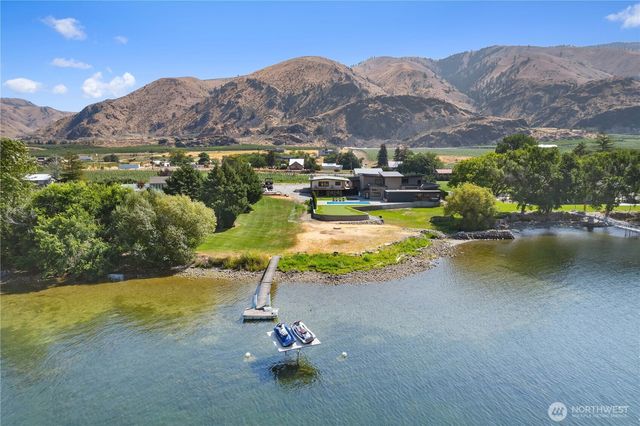 11 W Rocky Road, Orondo, WA 98843