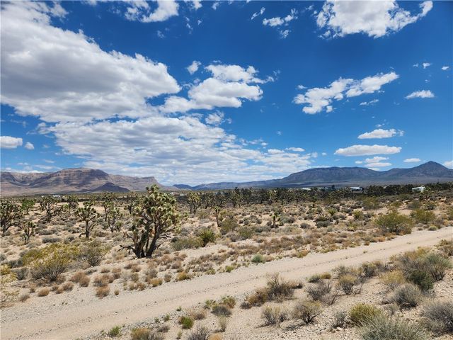 27475 N Driftwood Drive, Meadview, AZ 86444