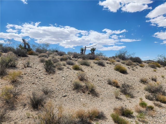 27475 N Driftwood Drive, Meadview, AZ 86444