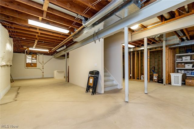 15 Orchard Circle, Orange, OH 44022